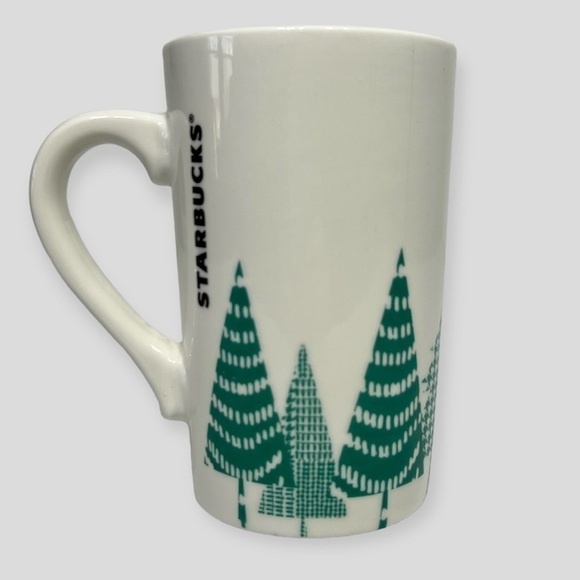 Starbucks Christmas Tree Holiday Coffee Mug 2017 Ceramic 17.8 Oz Hot Drink Cup - Picture 1 of 7